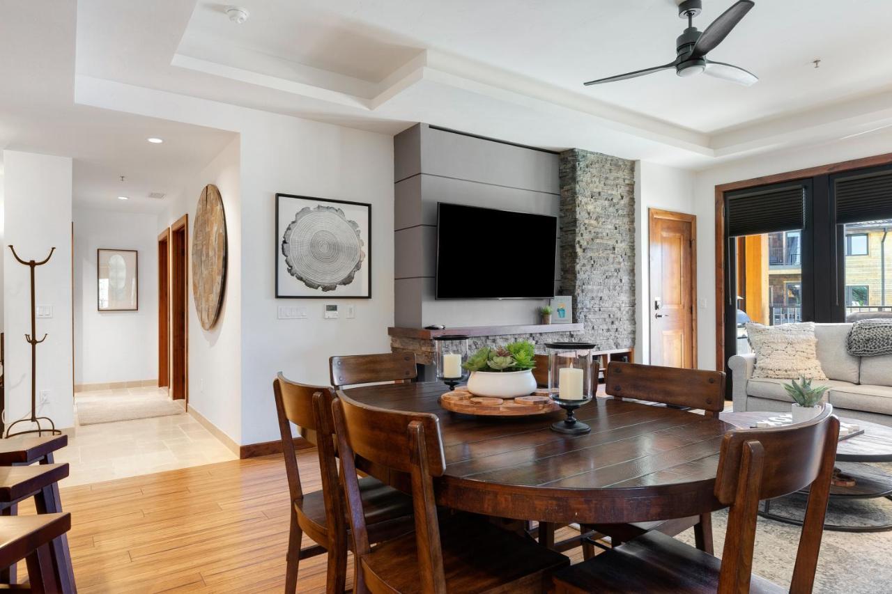 Ultimate Luxury With Extras Galore Across From Heavenly Village & Gondola - Zalanta